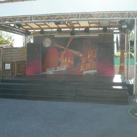Camping Le Montourey A 83600 Campsite *
