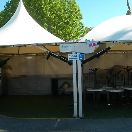 Kemping Camping Le Montourey A 83600 Fréjus